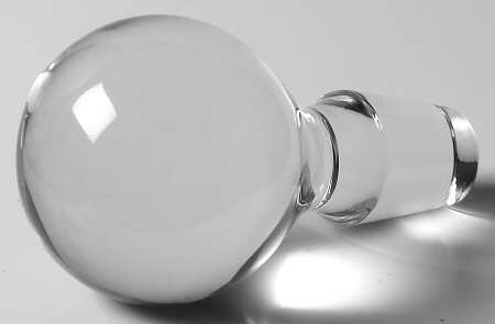 Blanc Sur Blanc Stopper for Decanter