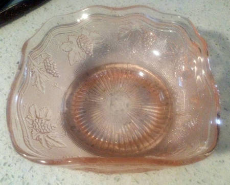 Woolworth Pink Square Bowl 5"