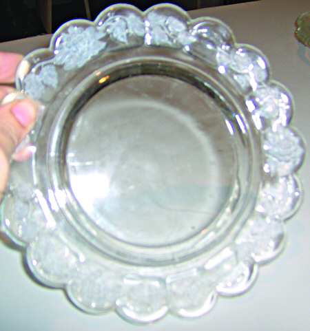 Paneled Grape Clear (Frosted) Lid for Cheese Dish