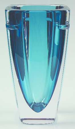 Metra 7" Flower Vase