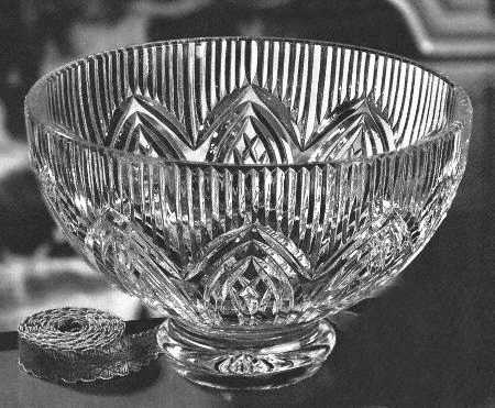 Rock of Cashel (Heritage Collection) 8" Rock of Cashel Footed Bowl