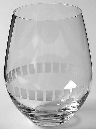Pouring Point Wine Flat Tumbler