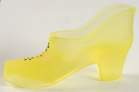 Animals & Figurines #GS-1 Grandma's Slipper