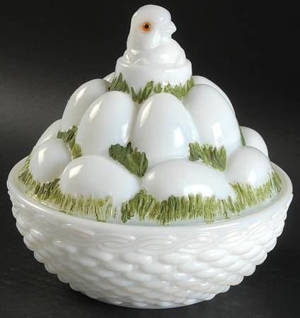 Animals & Figurines Chick & Egg Pile on Nest