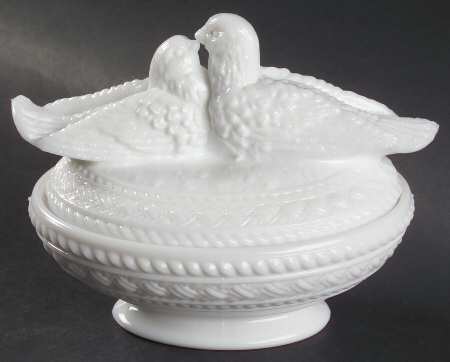 Animals & Figurines #LB-1 Lovebirds Covered Dish