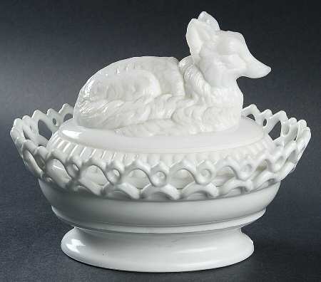 Animals & Figurines Milk Glass Fox Box & Lid