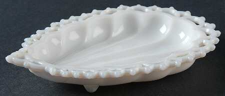Animals & Figurines 7" Shell Shape Tray