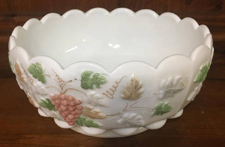 Paneled Grape Pastel Decoration Cupped Bowl