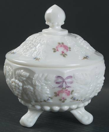 Roses & Bows Footed Candy Box with Lid
