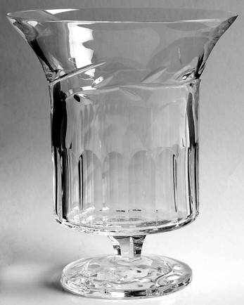 Garland Romance Footed Candleholder/Vase