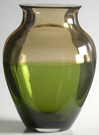 Peter 9" Flower Vase