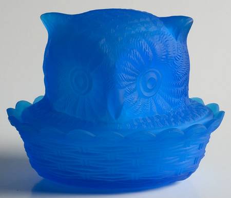 Animals & Figurines Cobalt Satin Owl on Nest