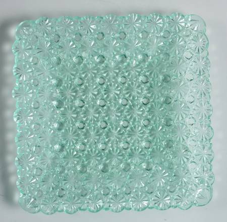 Daisy and Button Light Green Square Salad Plate