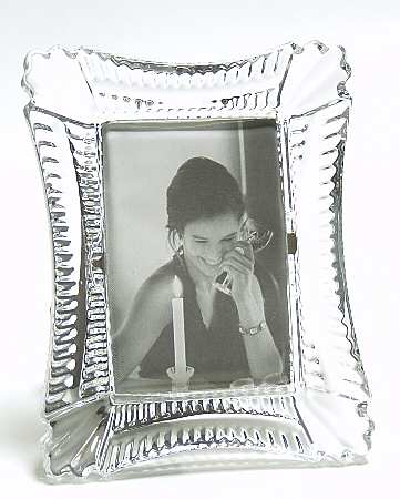Wellesley Frame-Holds 2" X 3" Photo