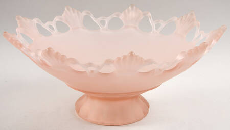 Ring and Petal Pink Mist by Westmoreland