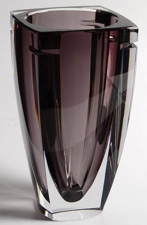 Metra 10" Flower Vase