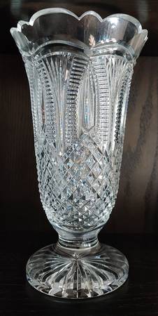 Vases and Urns 14" Flower Vase