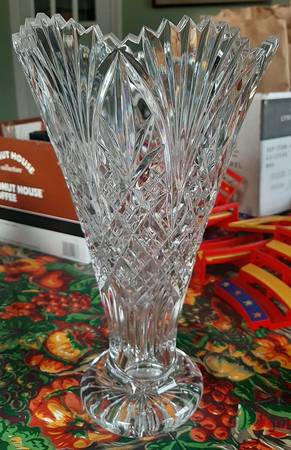 Vases and Urns 12" Flower Vase