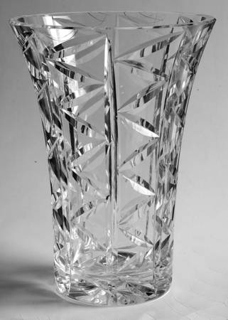 Vases and Urns 9" Flower Vase