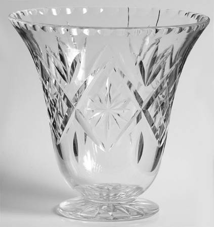 Vases and Urns 7" Flared Vase