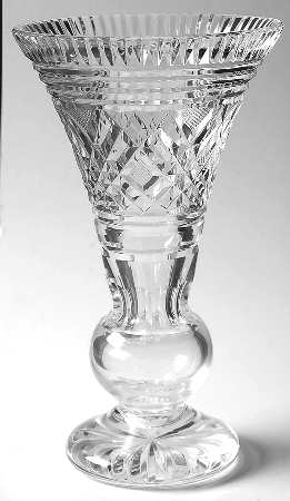 Vases and Urns 8" Flower Vase