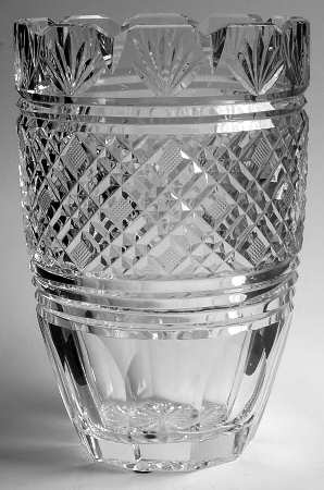 Vases and Urns 8" Flower Vase