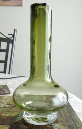 Samba (Various Colors) 9" Bud Vase