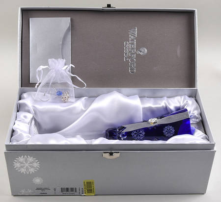 Snowflake Wishes Friendship Fluted Champagne Hinged Gift Box