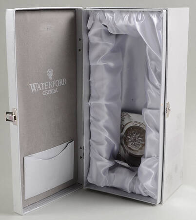 Snowflake Wishes Happiness Fluted Champagne Hinged Gift Box