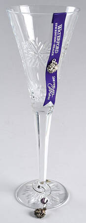 Snowflake Wishes (No Box) Health Fluted Champagne w/2 Charms