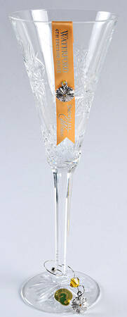 Snowflake Wishes (No Box) Peace Fluted Champagne w/2 Charms
