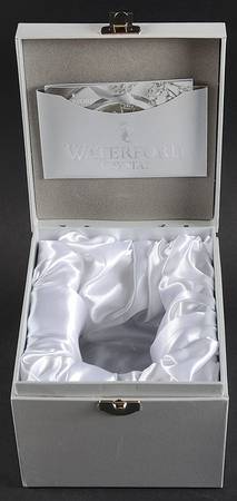Snowflake Wishes Goodwill Double Old Fashioned Hinged Gift Box