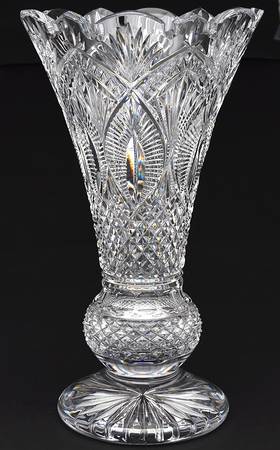 House of Waterford Designer Studio Footed Vase