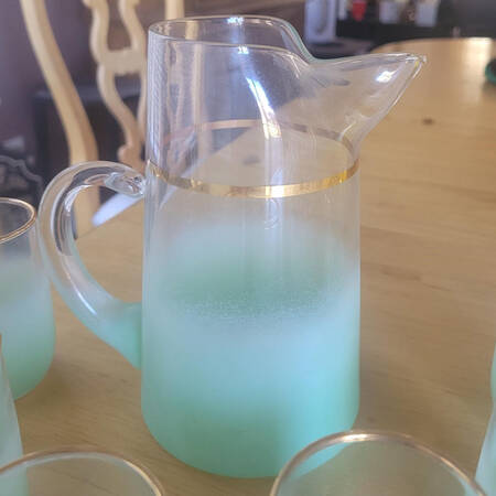 Blendo Turquoise 80 Oz Pitcher