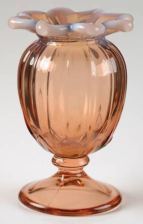 Lotus Pink Opalescent 5" Bud Vase