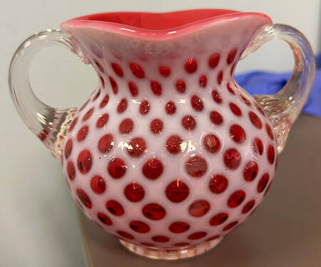 Honeycomb-Cranberry Opalescent Open Sugar