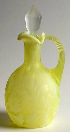 Daisy &amp; Fern Vaseline Satin by L G Wright Glass
