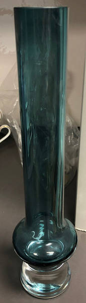 Samba (Various Colors) 12" Bud Vase