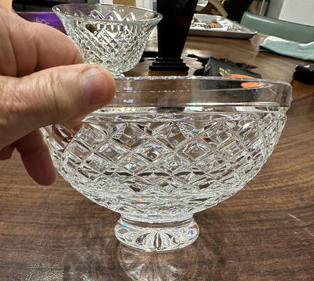 Bowls 8" Footed Bowl