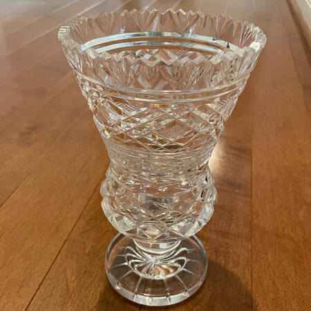 Vases and Urns 8" Flower Vase
