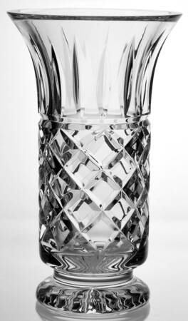 Vases and Urns 8" Flower Vase