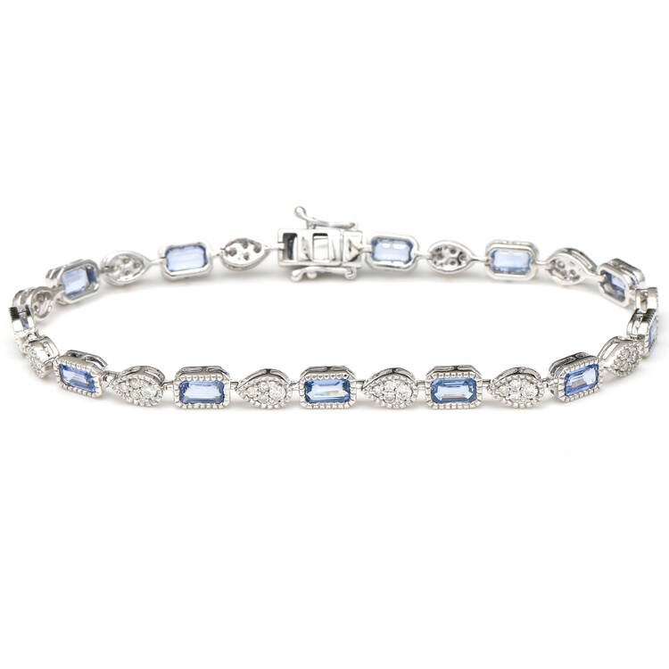 14KW Sapphire(4.42) & Diamond(1.08) Pave Line Bracelet