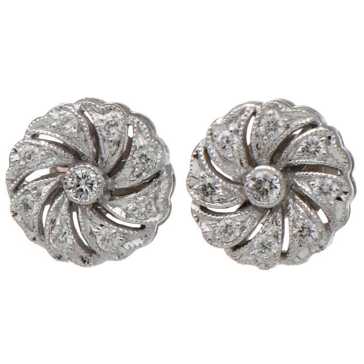 18KW Diamond(0.22) Flower Stud Earrings