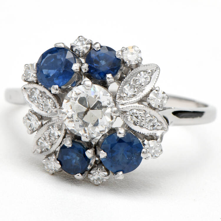 14KW Vintage Diamond(0.84) & Sapphire(1.38) Cluster Ring