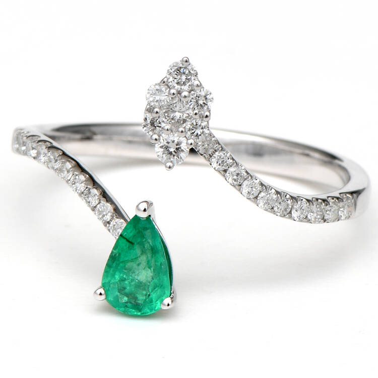 14KW Emerald(0.33) & Diamond(0.22) Bypass Ring