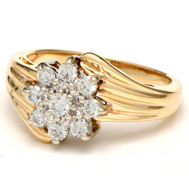 14KYW Vintage Diamond (0.26) Cluster Bypass Ring