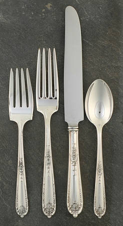 Della Robbia (Sterling, 1922, No Monograms) 4 Piece Place Size Setting
