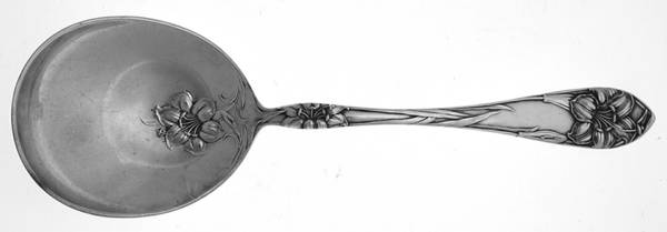 Easter Lily (Silverplate, 1907) Large Solid Berry/Casserole Spoon