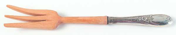 Colonial Rose (Sterling, 1948) Salad Serving Fork with Wooden Prongs