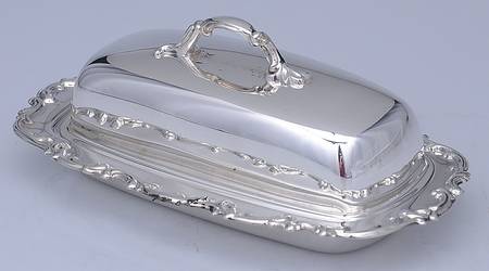 French Scroll (Silverplate, Hollowware) 1/4 Pound Covered Butter